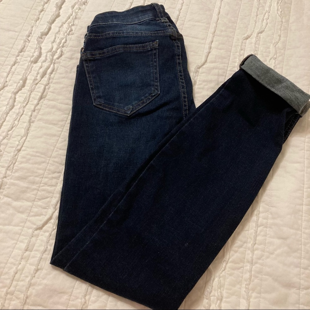 3/$20✨Lauren Conrad Cuffed Skinny Jeans